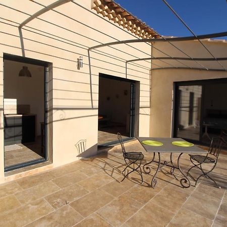 Appartement Calme Et Lumineux Paradou Luaran gambar